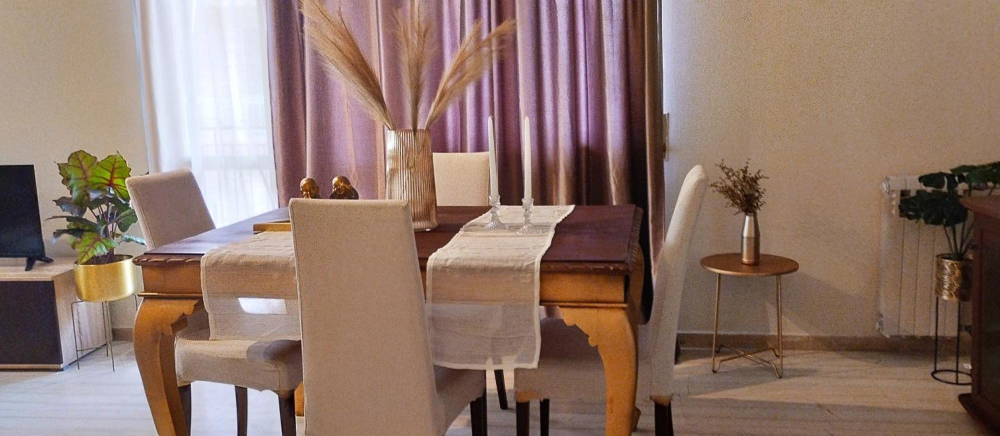 Cozy In Centre Of Appartement